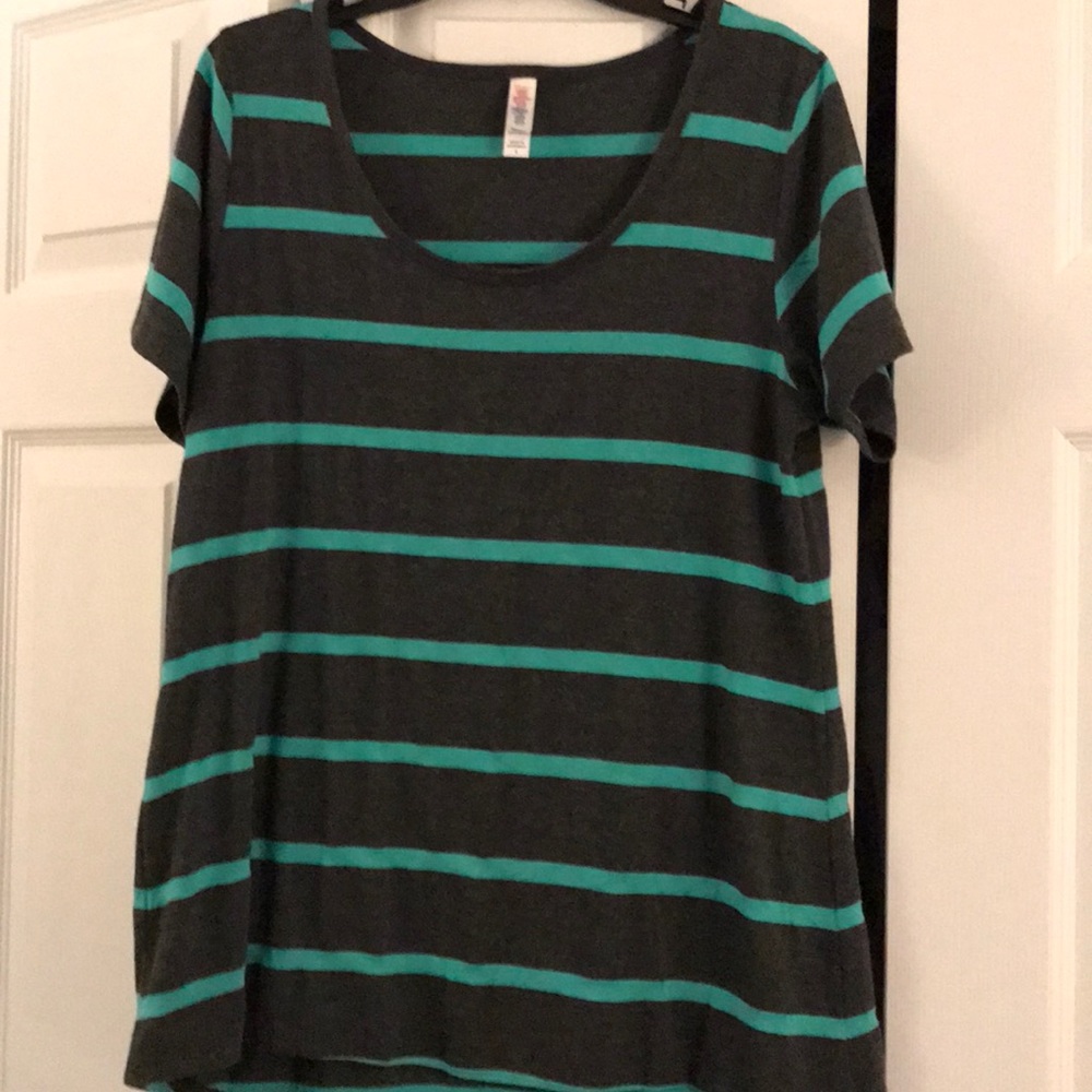 Lula roe T-shirt